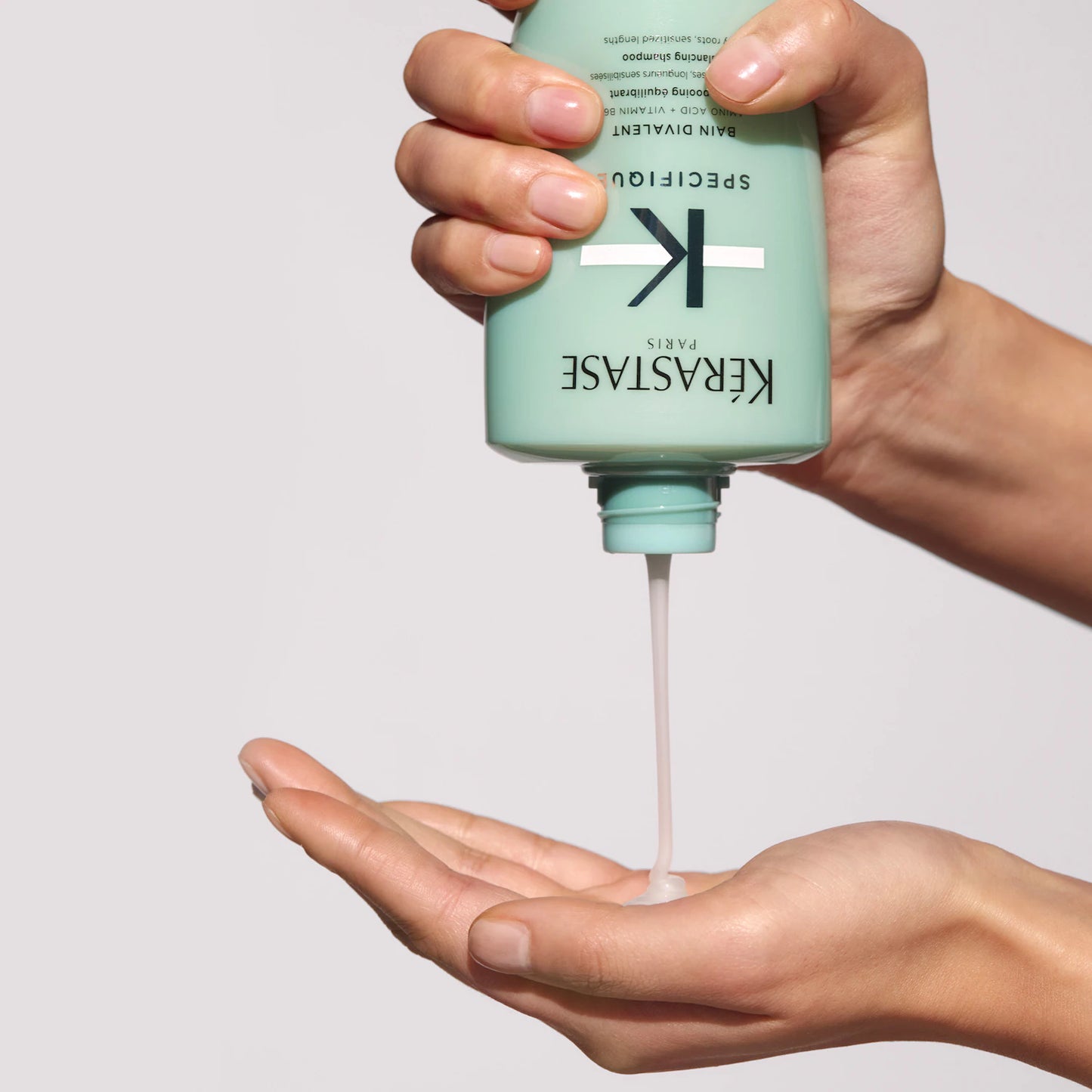 Specifique Divalent Balancing Shampoo for Oily Hair